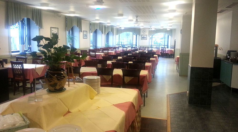 Summer Hotel Tott Savonlinna Extérieur photo
