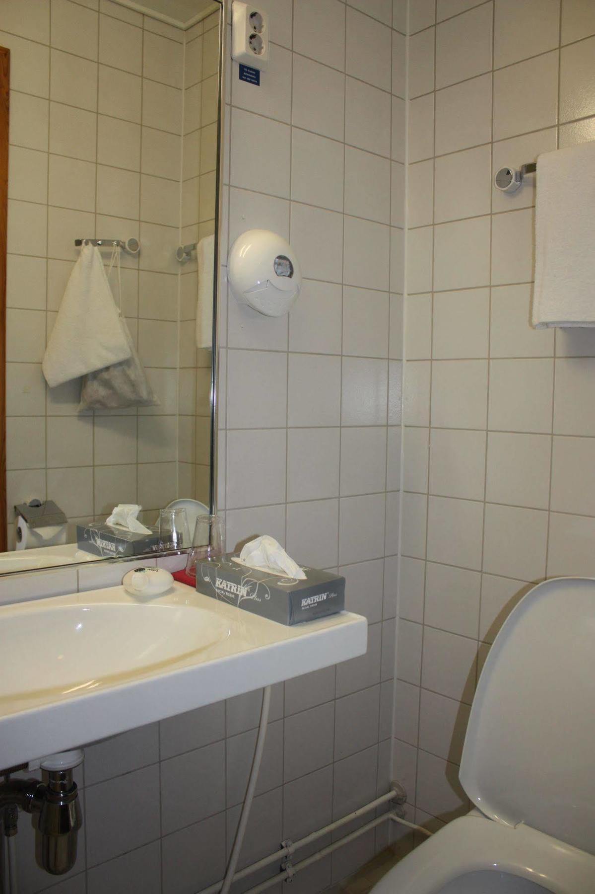 Summer Hotel Tott Savonlinna Extérieur photo